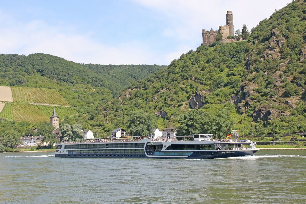 Active & Discovery On The Danube From Serbia To Romania With 2 Nights In Transylvania